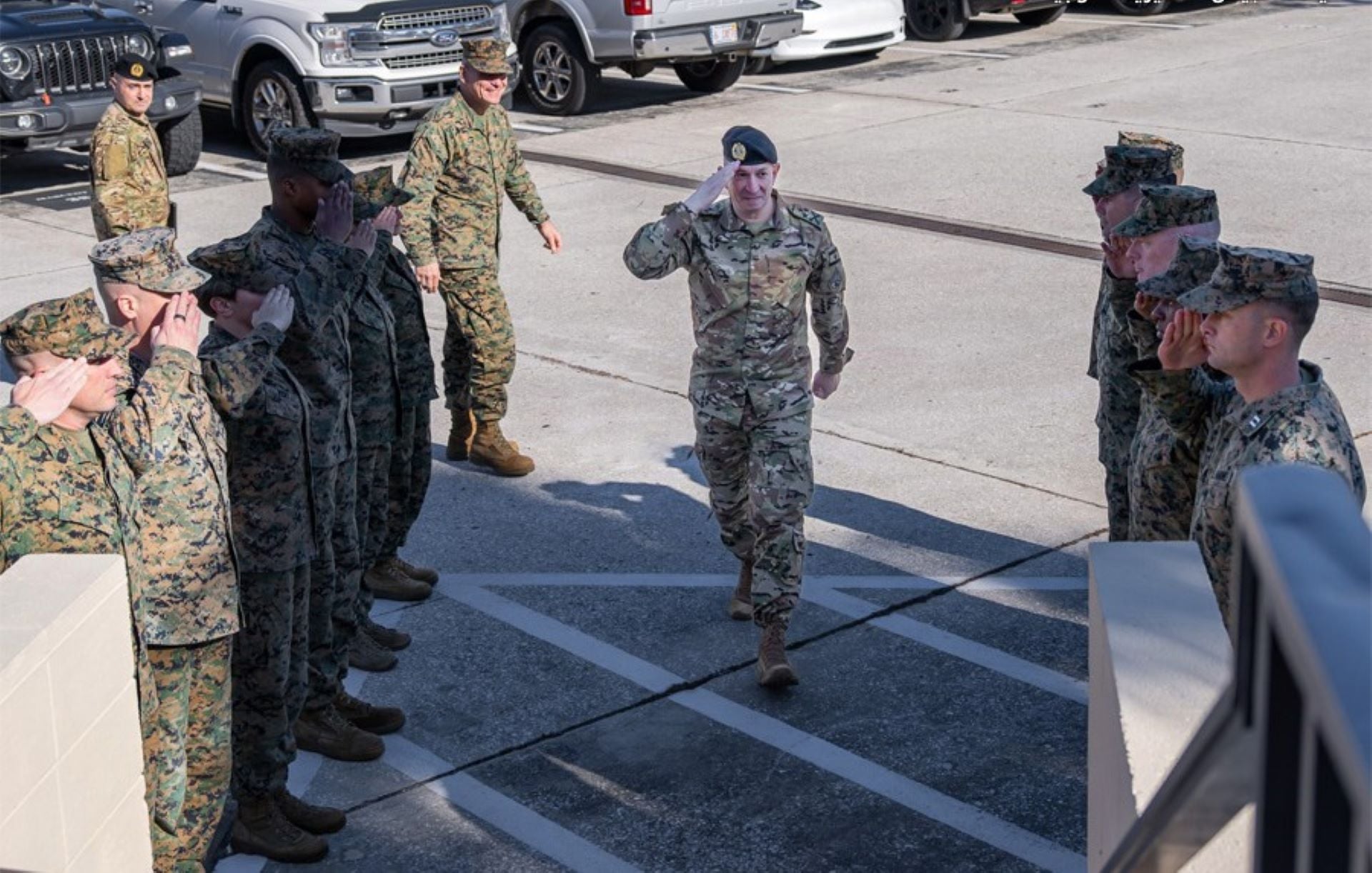 أجواء إقليمية ودولية إيجابية لدعم الجيش